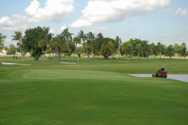 Cost of Golf Course Maintenance in Denver